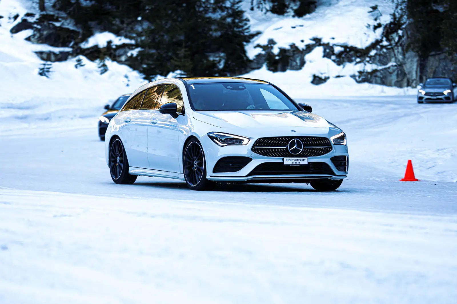 Groupe_Chevalley_Mercedes_Winter_Driving_2020_12_1710147397.webp