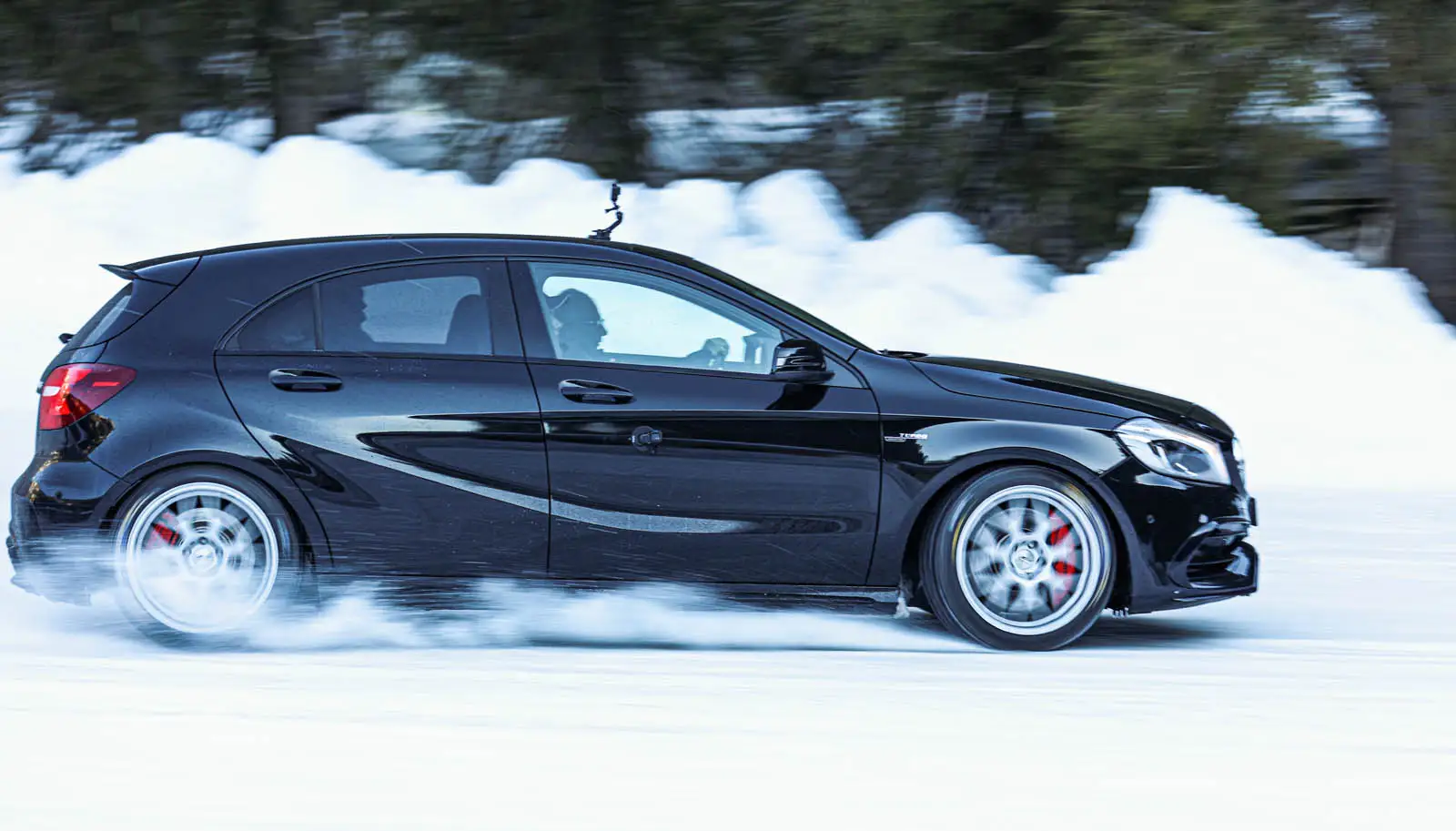 Groupe_Chevalley_Mercedes_Winter_Driving_2020_1_1992948488.webp