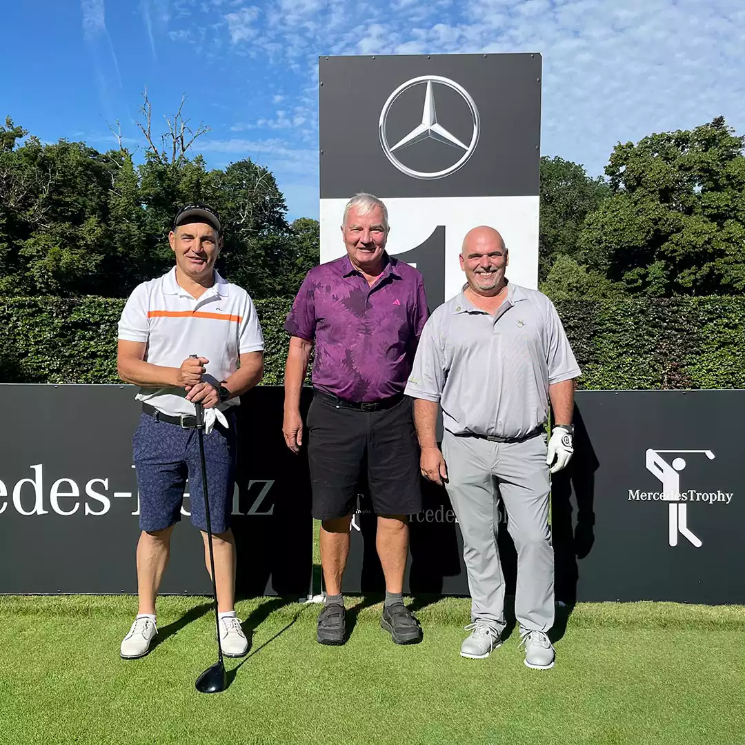 Participants à la compétition de golf MercedesTrophy 2024 à Gland Suisse Groupe Chevalley