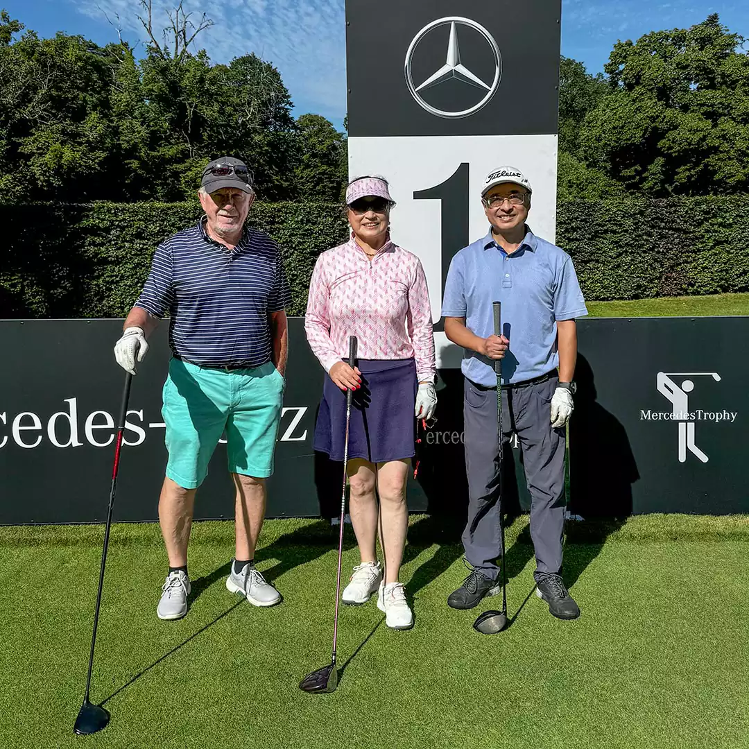 Participants à la compétition de golf MercedesTrophy 2024 à Gland Suisse Groupe Chevalley