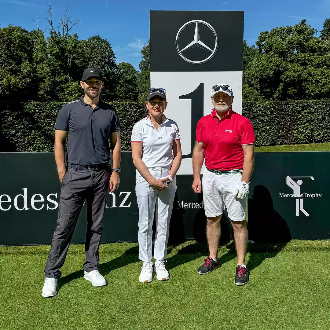 Participants à la compétition de golf MercedesTrophy 2024 à Gland Suisse Groupe Chevalley