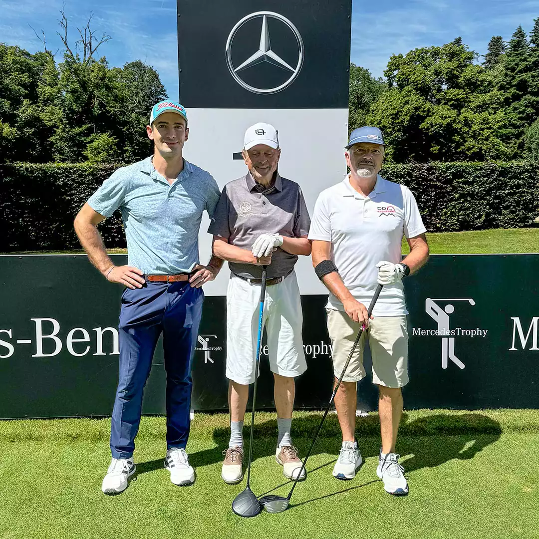 Participants à la compétition de golf MercedesTrophy 2024 à Gland Suisse Groupe Chevalley