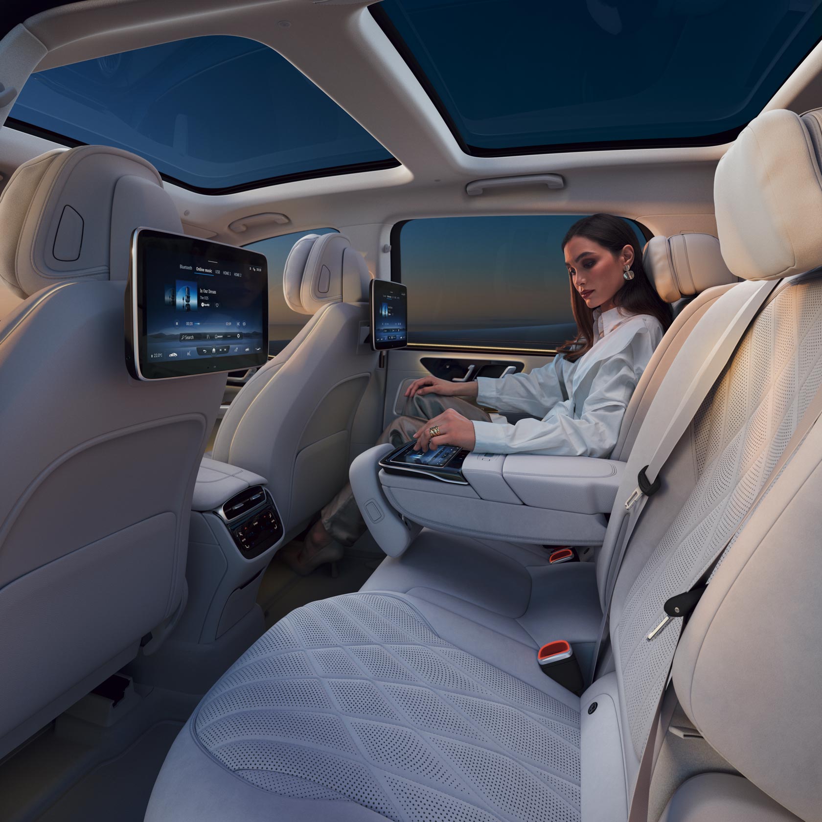 Mercedes-Benz EQS SUV