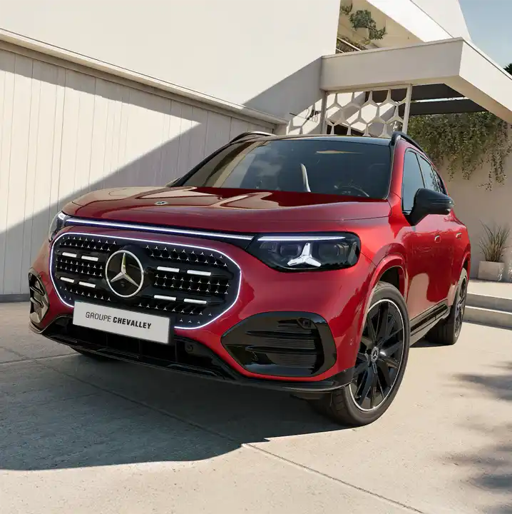 Face avant du Mercedes GLB