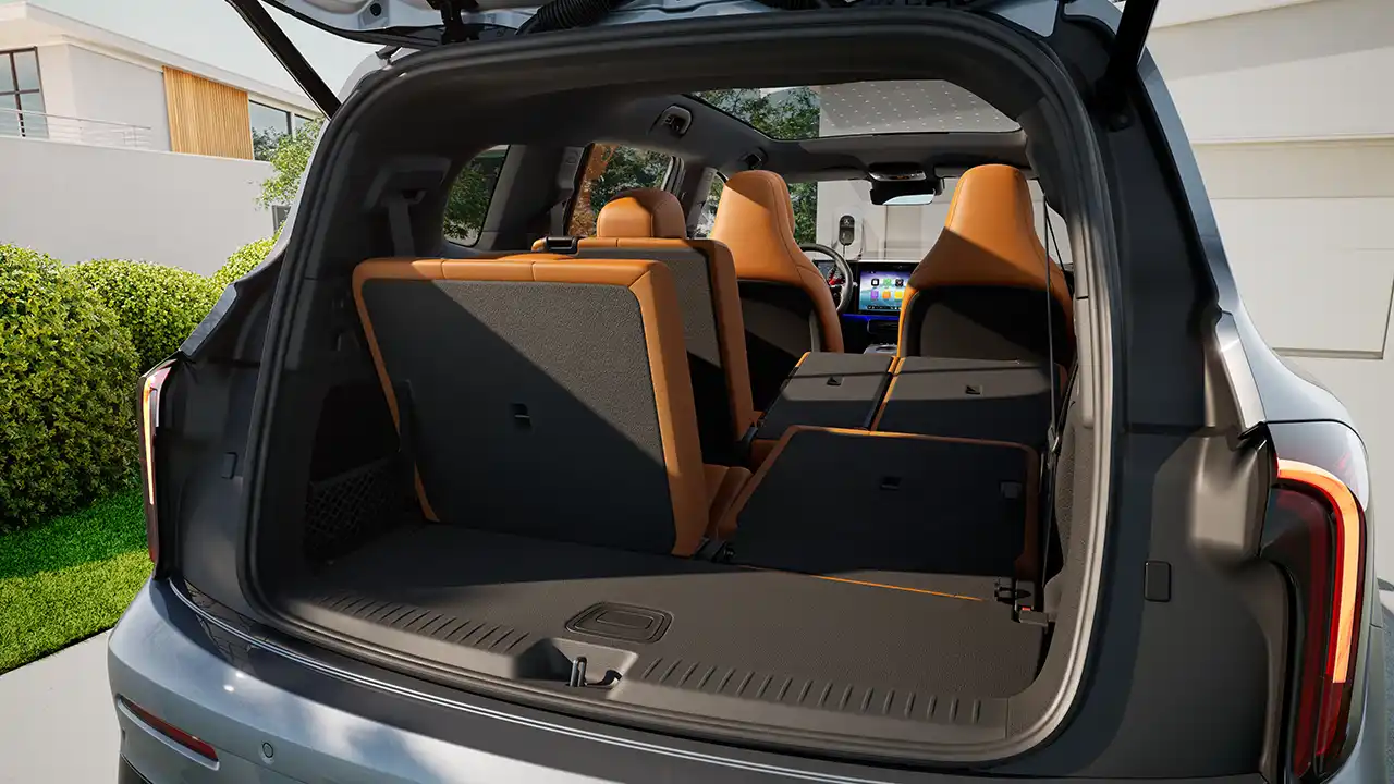 Vue arrière et sièges de la GLB électrique 2026