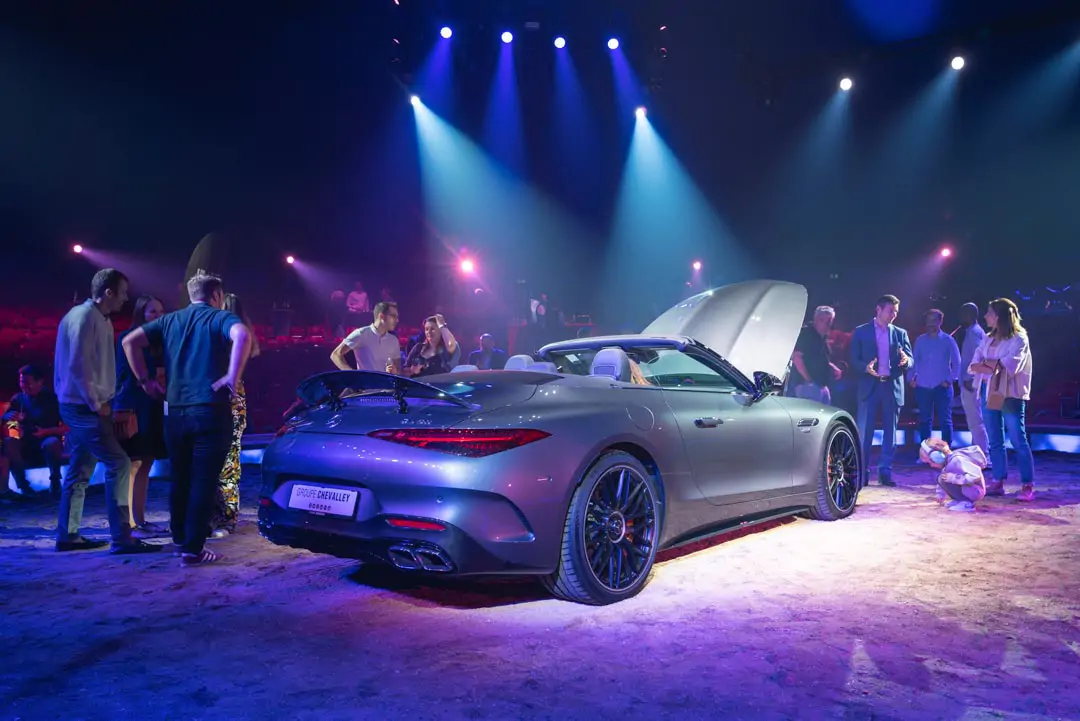Présentation de la Mercedes-AMG SL au Cirque Knie à Genève