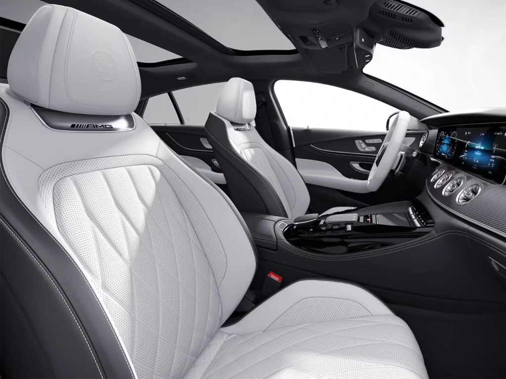 Mercedes Benz Chevalley | AMG GT Coupé vue avant intérieur