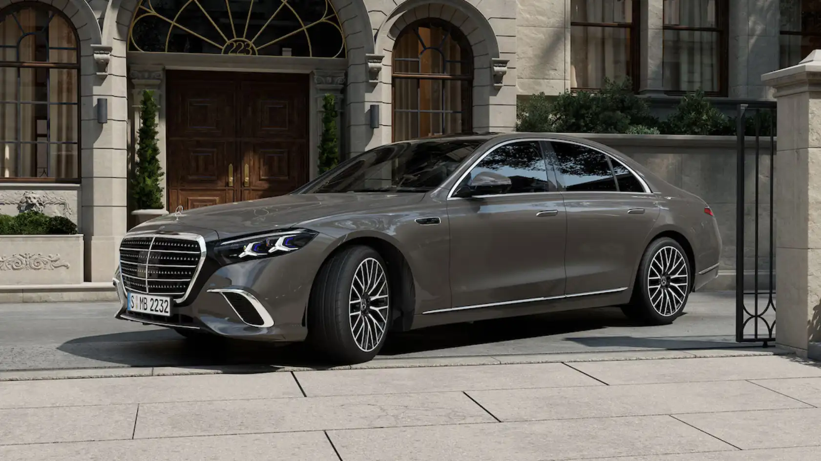 Galerie classe S berline mercedes-benz chevalley - Vue trois quart