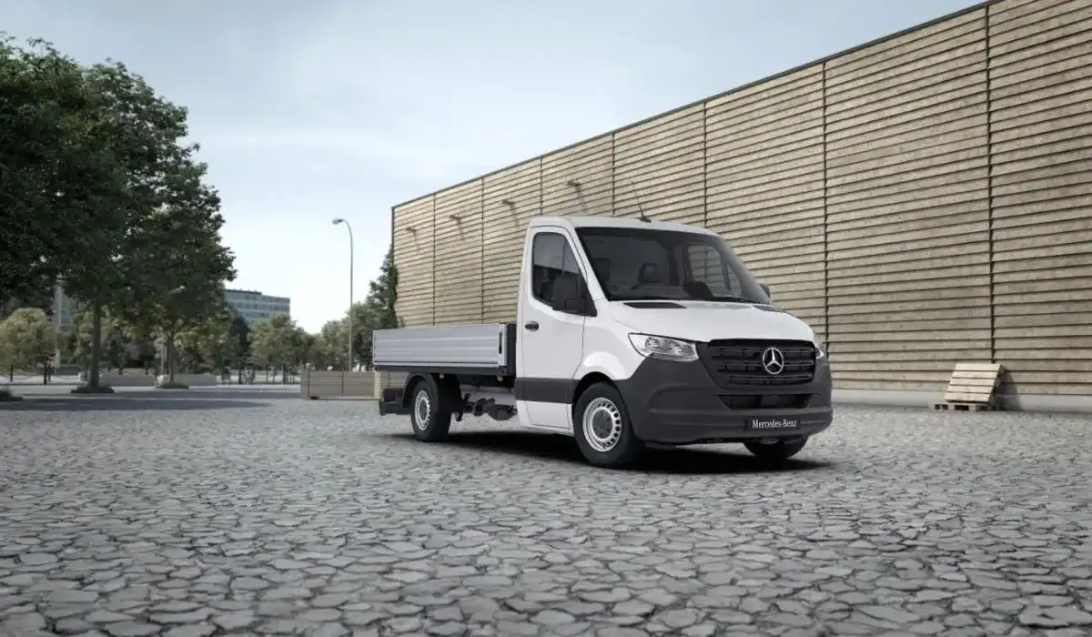 Mercedes Benz Chevalley | Sprinter Plateau vue poste de conduite